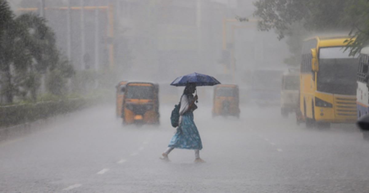 Weather Report: अगले कुछ घंटों में इन राज्यों में तेज हवाओं संग भारी बारिश की आशंका, IMD ने जारी की चेतावनी