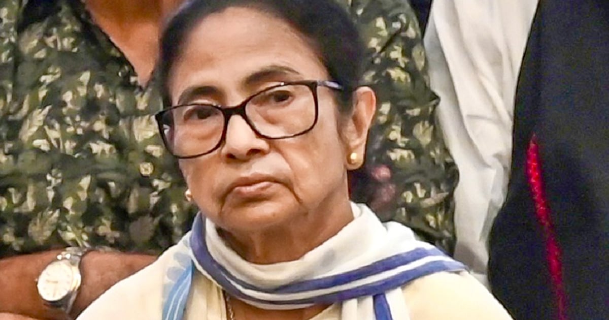 ममता बनर्जी के खिलाफ एफआईआर दर्ज, चुनाव के समय भड़काऊ बयान देने का आरोप
