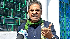 विपक्ष को खत्म करने की कोशिश में बीजेपी, शिवसेना-एनसीपी के बाद अब टीएमसी निशाने पर: कीर्ति आजाद