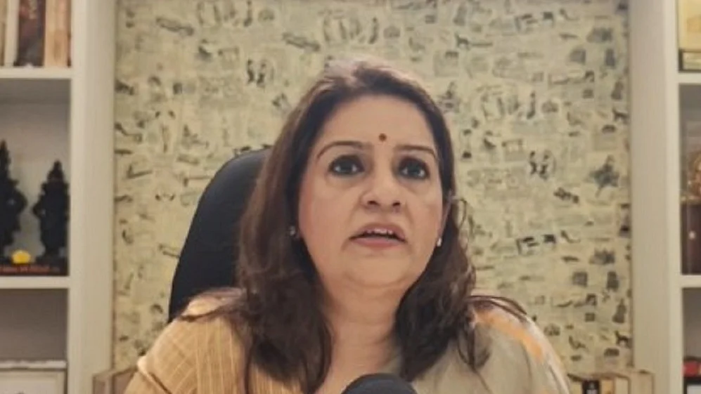 ऑपरेशन टाइगर नहीं, ऑपरेशन गद्दारी.. प्रियंका चतुर्वेदी ने उद्धव के सांसदों के बगावत पर साधा निशाना