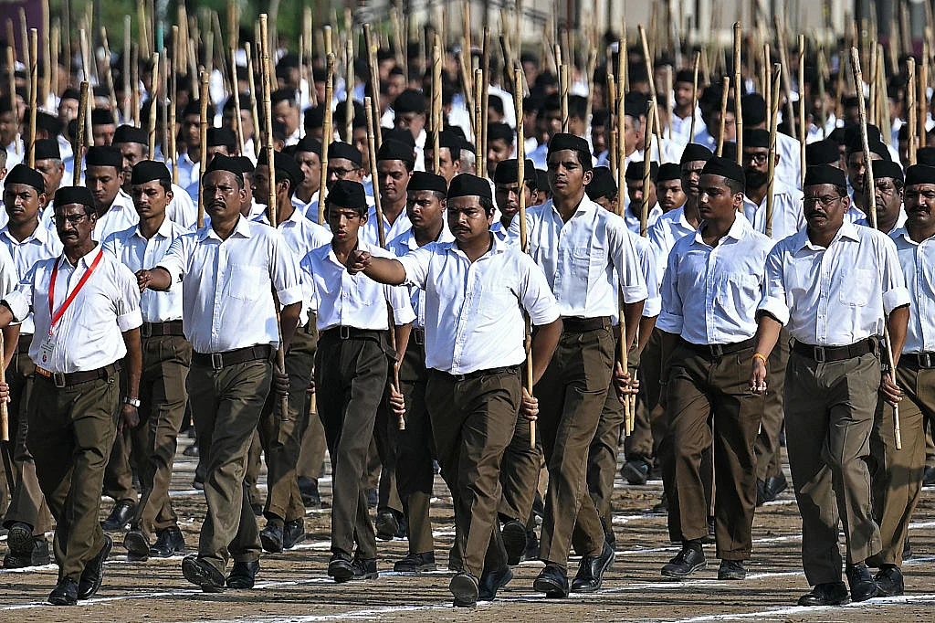 कानून से ऊपर तो नहीं है आरएसएस?
