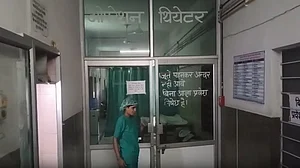 राजस्थान: BJP सरकार में लगातार बिगड़ रही स्वास्थ्य सेवाएं, सरकारी अस्पतालों की बदहाली चरम पर, कांग्रेस नेताओं ने उठाए सवाल