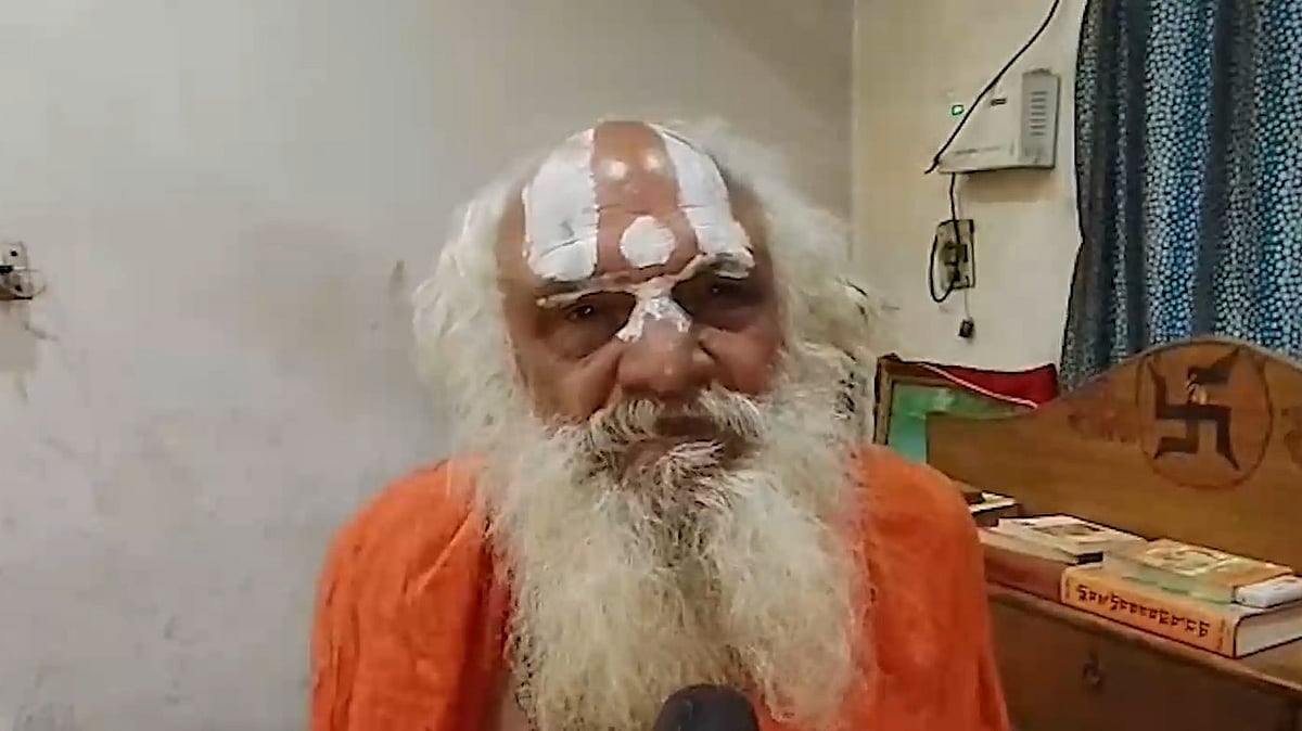 राम मंदिर दान प्रकरण में दर्ज एफआईआर पर अयोध्या के संतों ने सवाल उठाए हैं