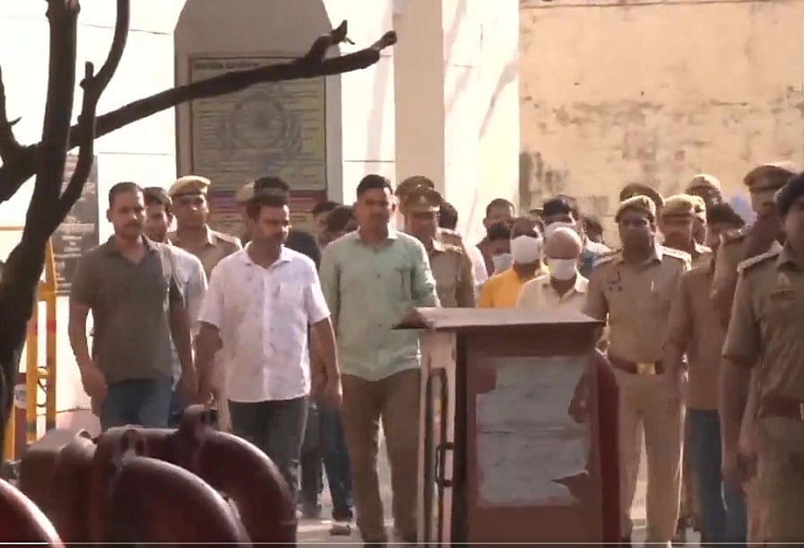 राम मंदिर दान चोरी: आरोपियों के पास से 79 लाख रुपये बरामद, कोर्ट में पेशी के बाद सभी जेल भेजे गए