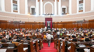 बंगाल विधानसभा में पेश हो सकता है UCC बिल
