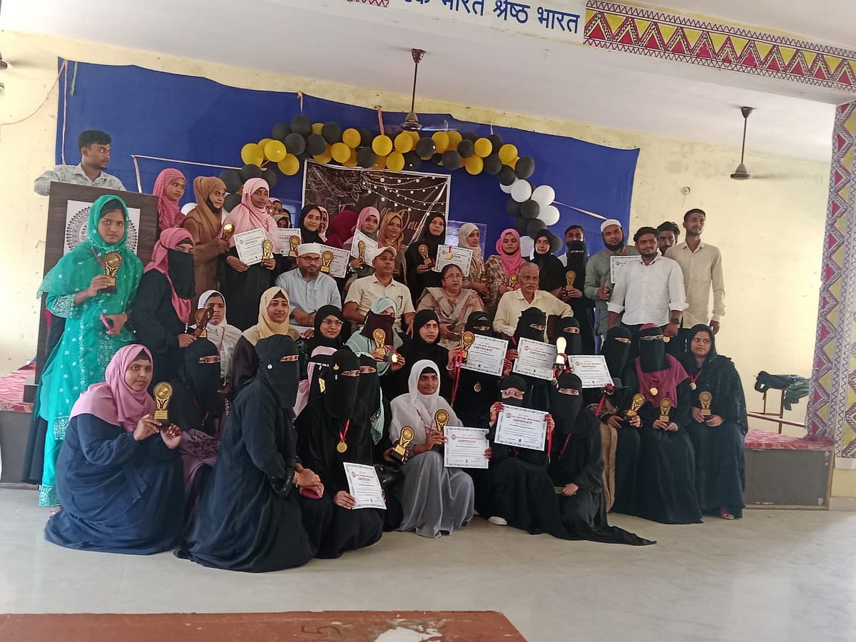 इंटरव्यू: 'आज 90% उर्दू पुस्तकों की हालत दूसरों के चबाए हुए निवाले को निगलने जैसी है', डॉ. फारूक़ आज़म क़ासमी