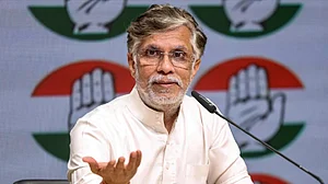 'आरएसएस भेड़ की खाल ओढ़े हुए भेड़िया', राम मंदिर दान चोरी मामले में संघ के बयान पर कांग्रेस का पलटवार