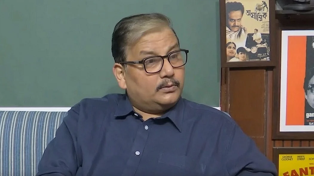 राम मंदिर दान चोरीः मनोज झा ने एसआईटी की कार्यशैली पर उठाए सवाल, बड़ी मछलियों को बचाने की कोशिश बताया