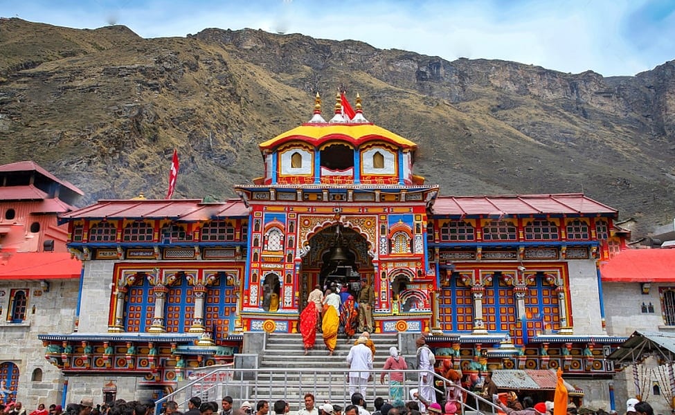 राम मंदिर के बाद अब बद्रीनाथ धाम में चंदा चोरी? 'भैरव सेना' ने लगाए गंभीर आरोप, बीकेटीसी अध्यक्ष का भी लिया जा रहा नाम