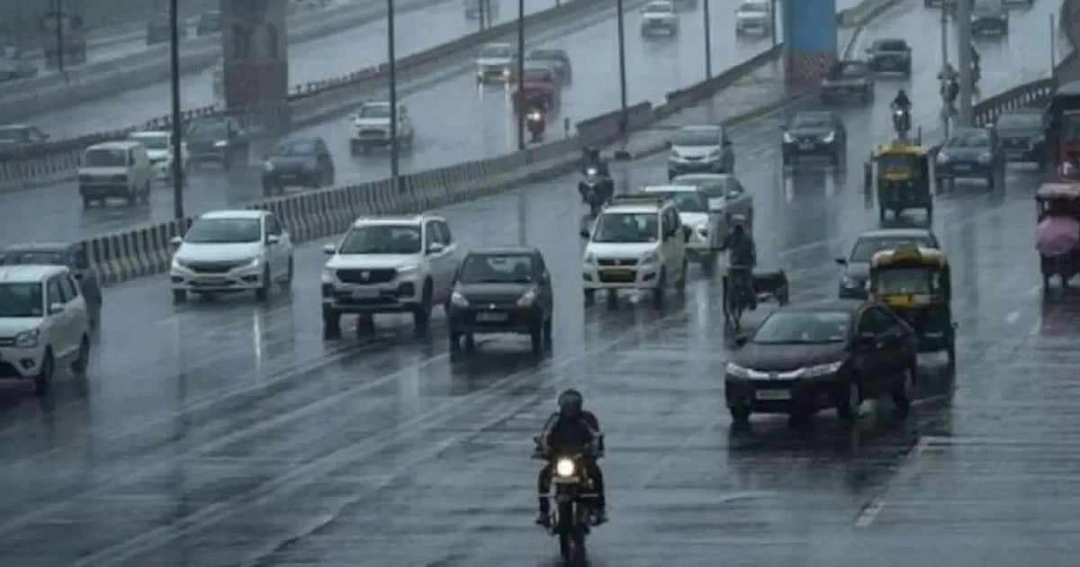 दिल्ली में जोरदार बारिश, डूबा द्वारका एक्सप्रेसवे अंडरपास, कई इलाकों में जलभराव