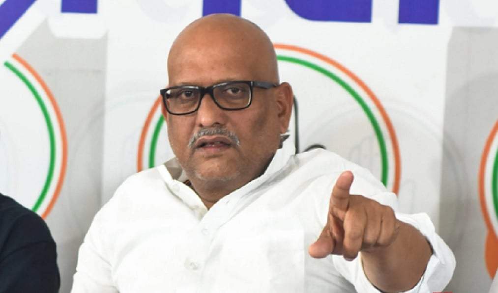 राम मंदिर चंदा चोरीः अजय राय ने मोदी सरकार को घेरा, बोले- निर्माण का श्रेय लिया तो जवाबदेही भी स्वीकार करें