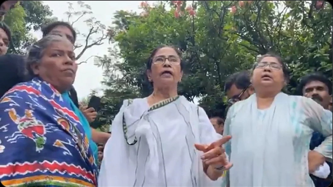ममता के प्रदर्शन को BJP कार्यकर्ताओं ने रोकने की कोशिश की, TMC के कई लोगों के साथ मारपीट, पुलिस पर गंभीर आरोप