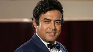 संजीव कुमारः 'शोले' के ठाकुर से 'कोशिश' के मूक-बधिर तक, हर किरदार को अपने अभिनय से कर दिया अमर