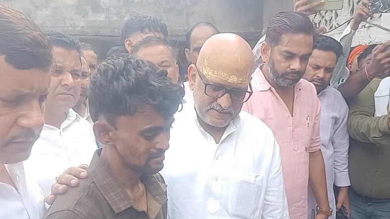 चंदौली हादसा: कांग्रेस ने योगी सरकार पर उठाए सवाल