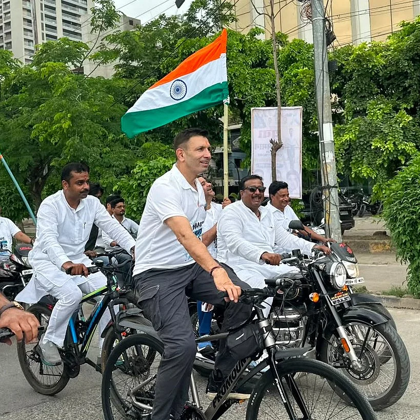 मध्य प्रदेश कांग्रेस की साइकिल यात्रा शुरू