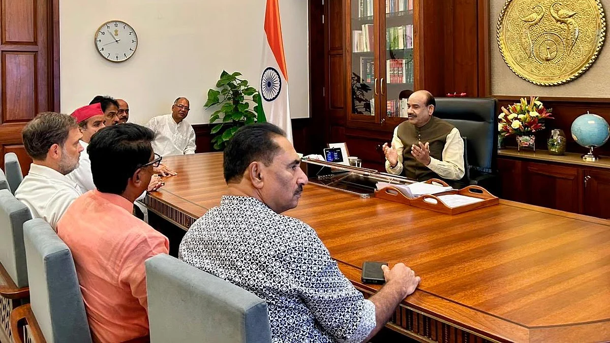 राहुल गांधी समेत कई विपक्षी नेता बिरला से मिले, लाठी चार्ज पर चर्चा की मांग