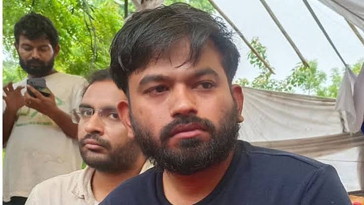 CJP संस्थापक अभिजीत दीपके को हुआ ‘टाइफाइड’, बोले- आंदोलन जारी रहेगा