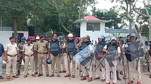 'बिहार बंद' का कई जिलों में दिखा असर, समस्तीपुर-सीवान में सड़कें जाम