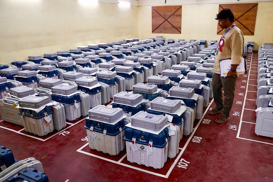 मध्य प्रदेश: दतिया उपचुनाव के लिए 30 जुलाई को वोटिंग, करीब 2.20 लाख वोटर 21 उम्मीदवारों के भाग्य का करेंगे फैसला