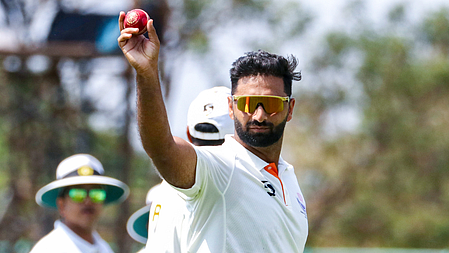चोटिल बुमराह की जगह औकिब नबी भारतीय टेस्ट टीम में शामिल, कश्मीर घाटी के पहले खिलाड़ी बने