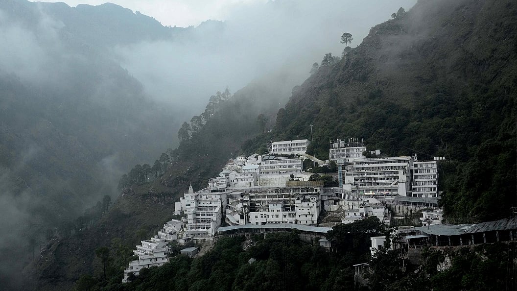 वैष्णो देवी में करोड़ों की हेराफेरी का मामला, कोर्ट ने मांगी विस्तृत जांच रिपोर्ट, सबूत सुरक्षित रखने को कहा