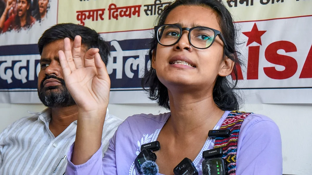 जंतर-मंतर प्रदर्शन के बाद आइसा ने देशव्यापी ‘जेन-जी राइजिंग’ अभियान की घोषणा की, नेहा बोरा करेंगी नेतृत्व