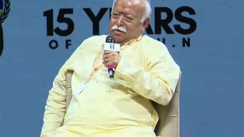 जेन-ज़ी से मोहन भागवत का संवाद संघ का एक और पाखंड, अपने कुनबे पर एक शब्द नहीं और दुनिया भर को ज्ञान