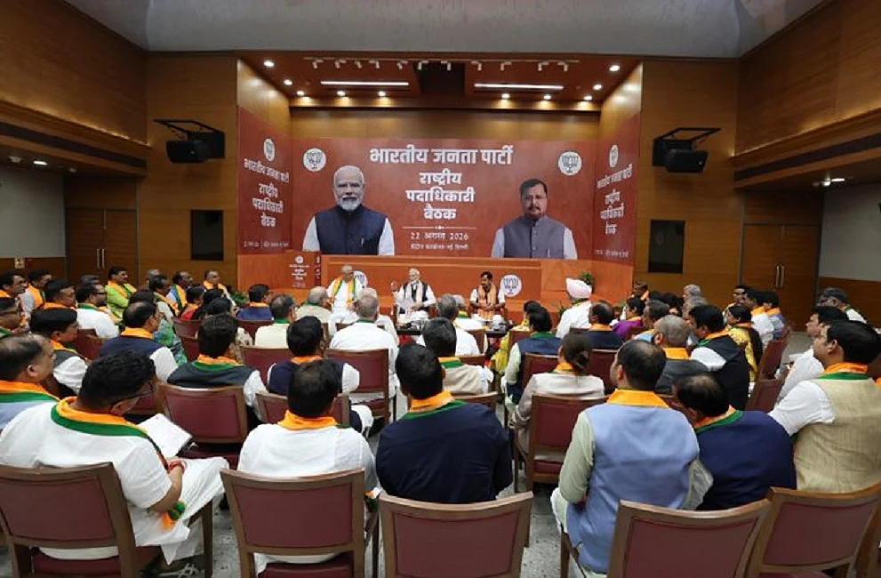 विष्णु नागर का व्यंग्यः संघियों-भाजपाइयों को सलाह- अब तमीज से बहस करना सीखो, यह 20 जुलाई के बाद का समय है