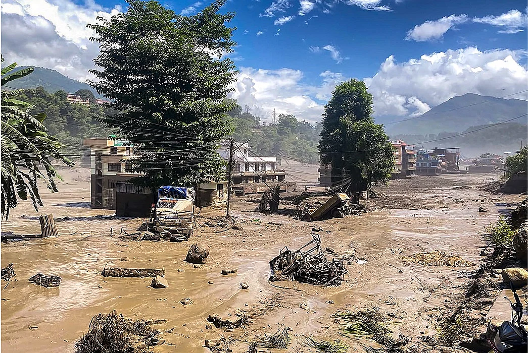 नेपाल त्रासदी बड़ी चेतावनी, समय रहते अलर्ट करने वाला सिस्टम खोजना होगा