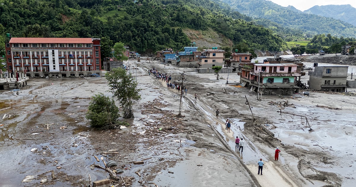 खतरे में हिमालय: नेपाल में आई आपदा ने फिर चेताया, तेजी से पिघल रहे हिमनदों पर गहराया संकट!