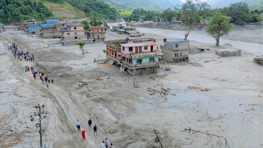 हिमालय की चेतावनी: पिघलती बर्फ, प्रदूषित झीलें, समय रहते इस क्रंदन को सुनना होगा