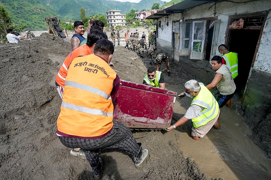 नेपाल का भयावह मंजर