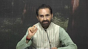 मोदी सरकार की ‘समुद्र मंथन’ योजना का मकसद अडानी समूह को लाभ पहुंचाना, तुरंत रद्द की जाएः कांग्रेस