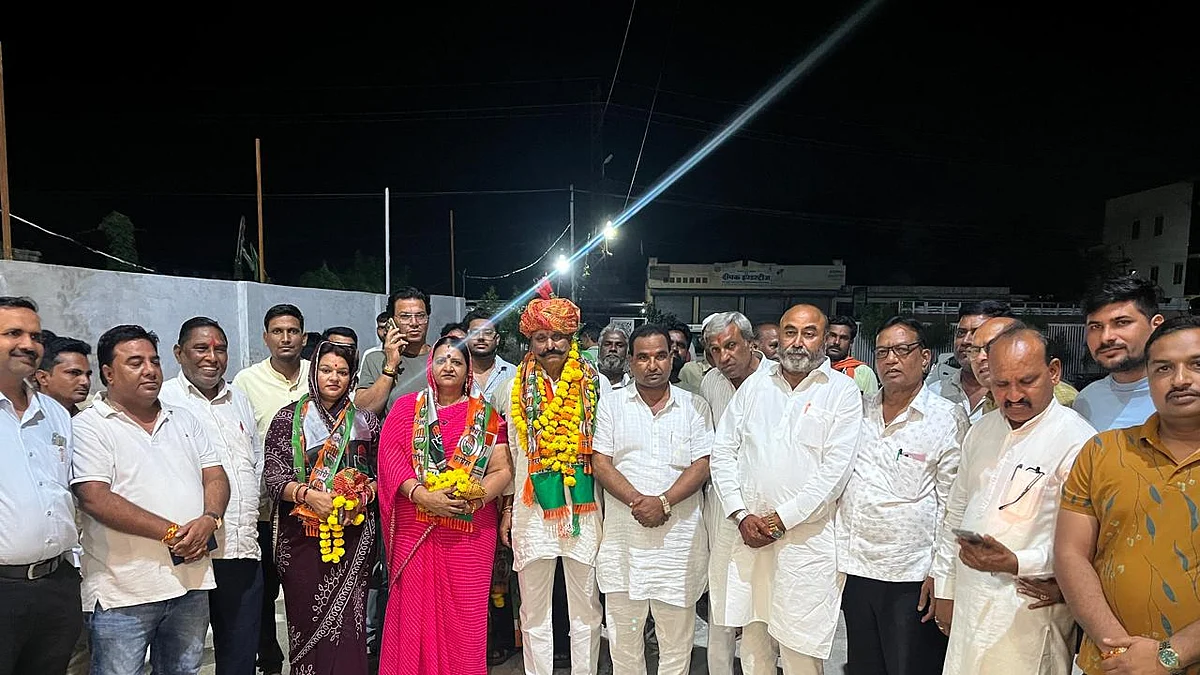 BJP के गढ़ में कांग्रेस का मास्टर स्ट्रोक, भवानीमंडी में पूर्व पालिका अध्यक्ष रामलाल गुर्जर ने परिवार संग थामा हाथ