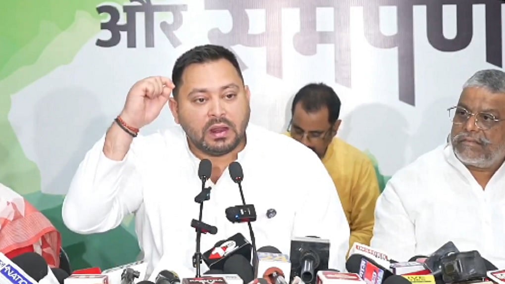 तेजस्वी ने चिराग-मांझी को सामान्य सीट से चुनाव लड़ने की दी चुनौती, संघ के इशारे पर बयानबाजी करने का आरोप लगाया