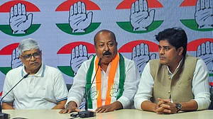 AIMIM नेता रहे आसिम वकार कांग्रेस में शामिल, बोले- BJP को सत्ता से हटाकर जनहित की सरकार लाना मकसद