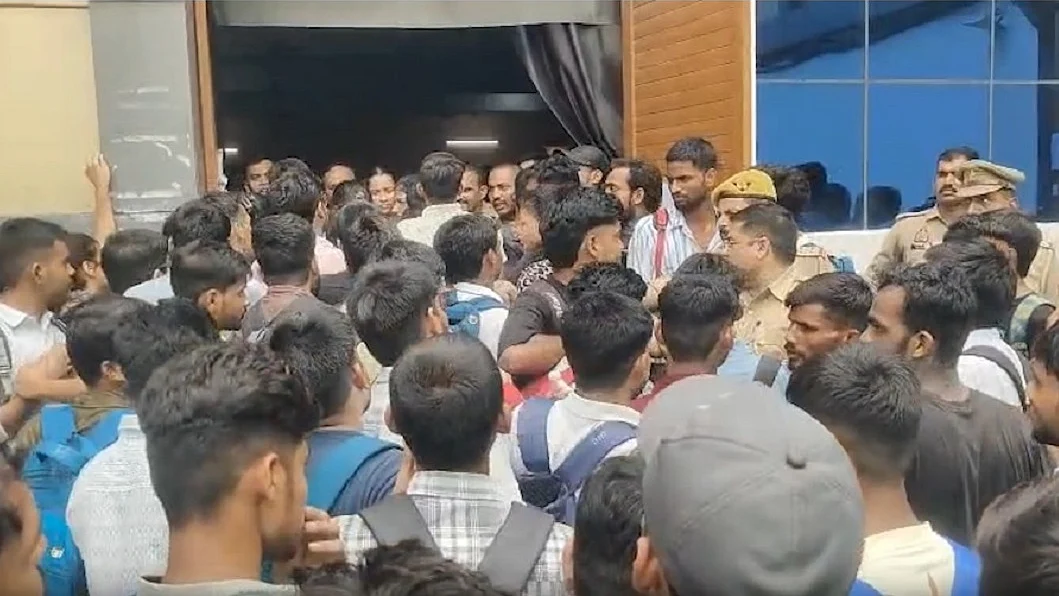 कानपुर में BSF कांस्टेबल भर्ती परीक्षा के पेपर लीक का आरोप, छात्रों के हंगामे के बाद रद्द, 18 सितंबर को री-एग्जाम