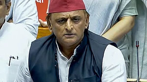 दूसरे धर्म की आस्था से खिलवाड़ करने वाले सनातनी नहीं हो सकते... अखिलेश ने मस्जिद गिराने पर योगी पर साधा निशाना