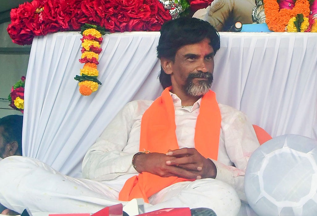 मराठा आरक्षणः अनशन पर बैठे जरांगे से अब नहीं मिलेगा कोई सरकारी प्रतिनिधिमंडल, फडणवीस के मंत्री ने किया ऐलान