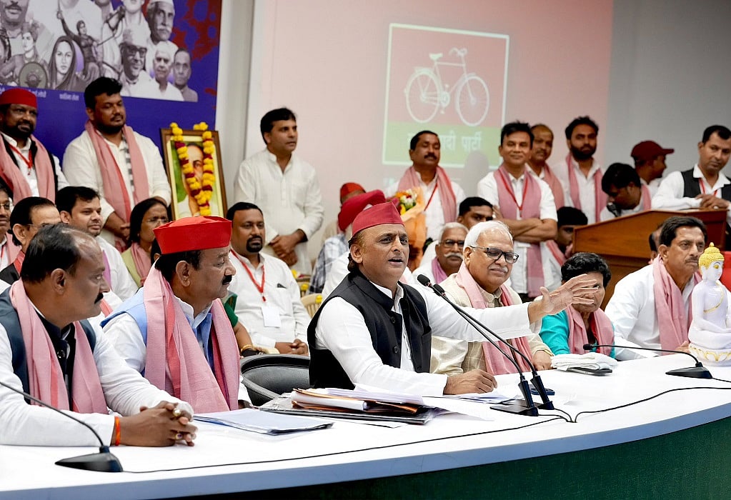अखिलेश यादव ने छात्र जागरुकता अभियान का ऐलान किया, पीडीए को बताया प्रेम-दया-अपनापन का सूत्र