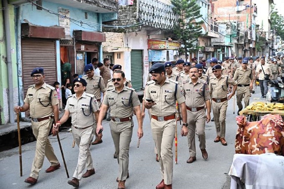 बनभूलपुरा रेलवे भूमि मामले में कल आ सकता है सुप्रीम कोर्ट का फैसला, कस्बे में भारी पुलिस बल तैनात