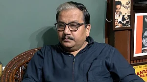 पीएम मोदी छात्रों की चिंता छोड़ राजशाही के शौक में लगे हैं... मनोज झा ने जन्मदिन पर कार्यक्रम पर साधा निशाना
