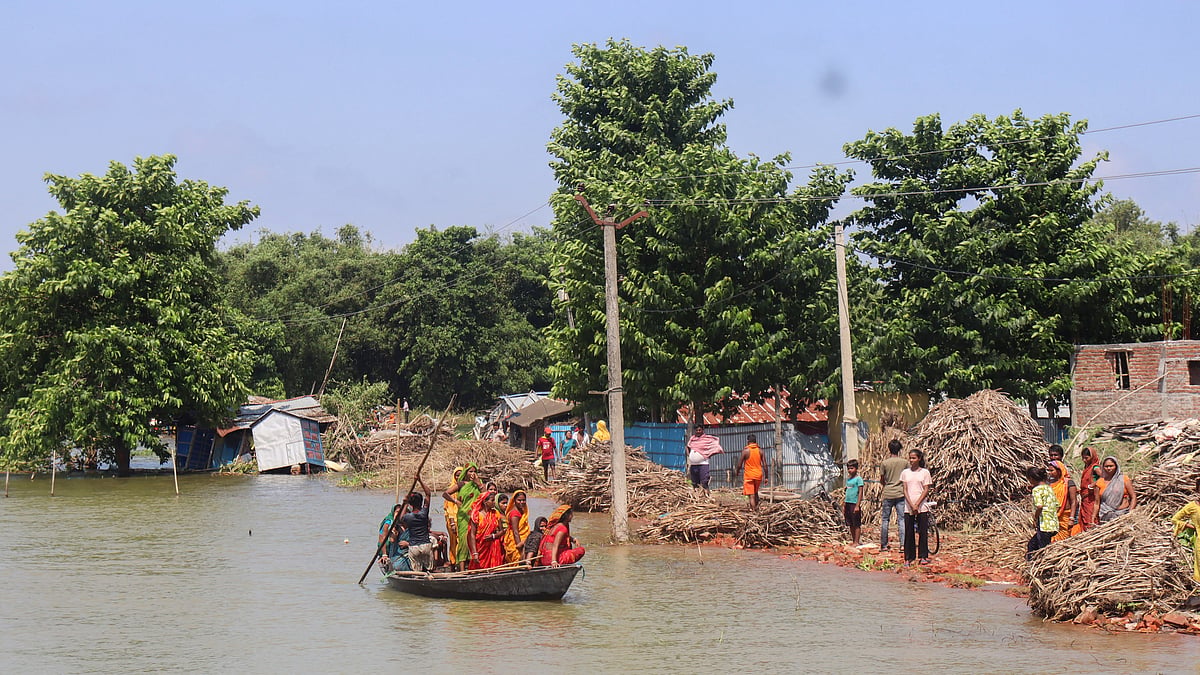 बिहार में 47.92 लाख लोग बाढ़ से प्रभावित, कई नदियां खतरे के निशान से ऊपर, जलस्तर में कमी से कटाव का खतरा