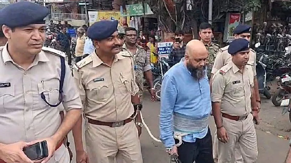 दुबई भागने की फिराक में था गैंगस्टर प्रिंस खान का भाई बंटी, धनबाद पुलिस ने कोलकाता एयरपोर्ट से किया गिरफ्तार