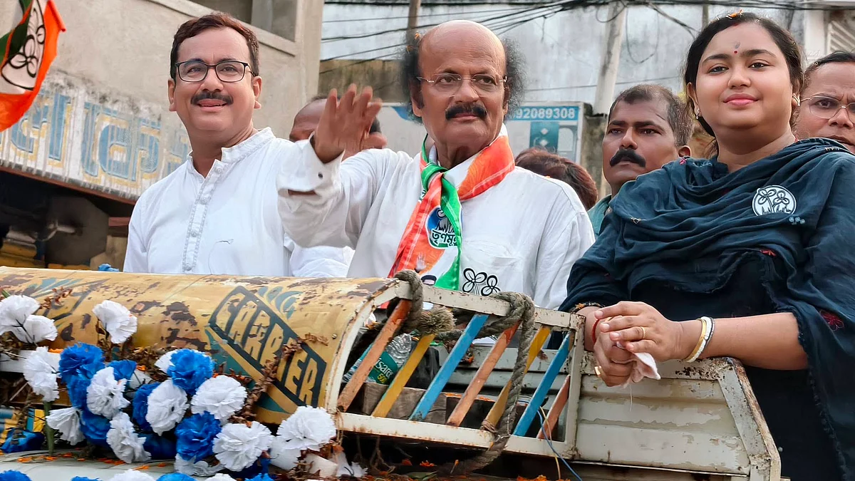 ममता बनर्जी की TMC को एक और झटका, नंदीग्राम के बाद रेजीनगर से उम्मीदवार रबीउल आलम चौधरी ने वापस लिया नामांकन