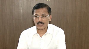 महाराष्ट्र में खाने की गुणवत्ता पर पूरे साल के लिए एसओपी, अब तक 900 से ज्यादा लाइसेंस रद्द, स्कूलों पर भी एक्शन
