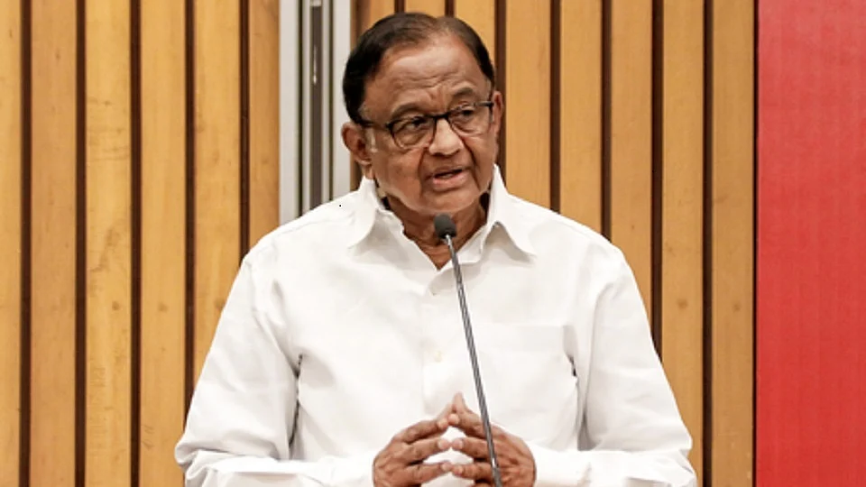 एसआईआर प्रक्रिया धीरे-धीरे एक धोखाधड़ी के रूप में उजागर हो रही है, चुनाव आयोग पूरी तरह दोषीः पी चिदंबरम