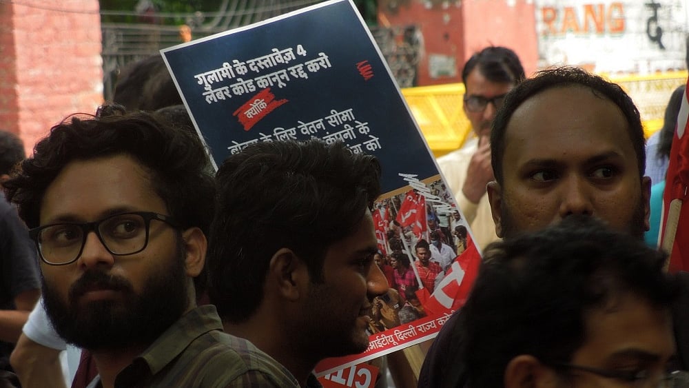 मानसिक विकारों से ग्रस्त लोग सत्ता पर काबिज, जनता को केवल गुमराह नहीं कर रहे, बल्कि मानसिक रोगी बना रहे हैं