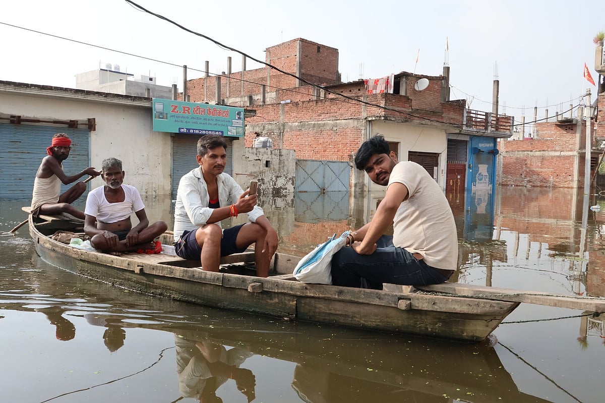 लखनऊ: एक ही बारिश में डूब गया ‘राष्ट्र प्रेरणा स्थल’, रिवर फ्रंट भी पानी-पानी, फ्लडप्लेन की बाड़बंदी पर उठे सवाल