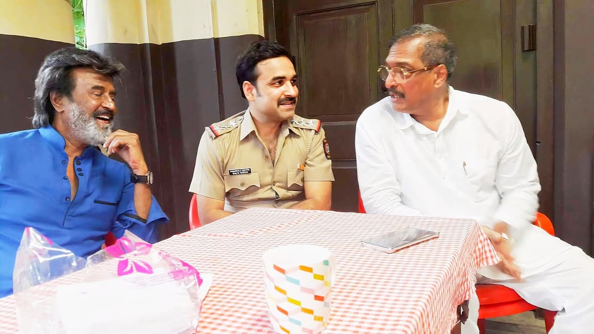 सिनेजीवन: रोहित शेट्टी-ऋतिक ने याद किया नाना पाटेकर संग खास रिश्ता और नाना पाटेकर को याद कर भावुक हुए फारूक अब्दुल्ला